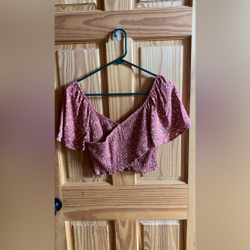 Coral and cream crop top, size small and is made by Urban Romantics.